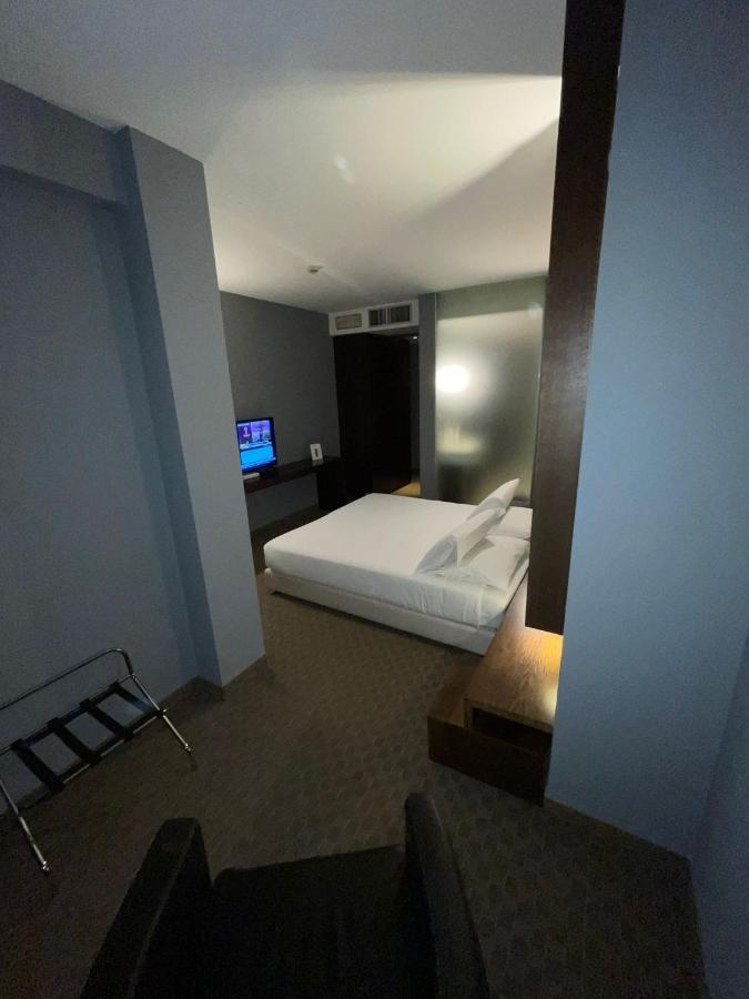 Bes Hotel Cremona Soncino Exteriör bild